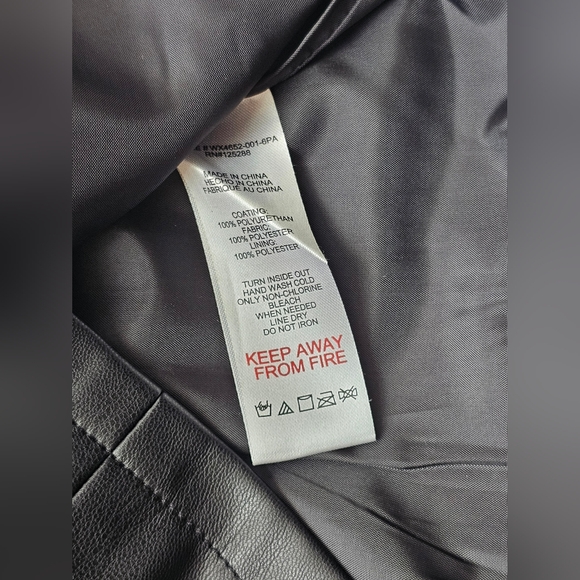 Jason Wu Black Faux Smooth Leather Vest with Belt - Picture 8 of 10